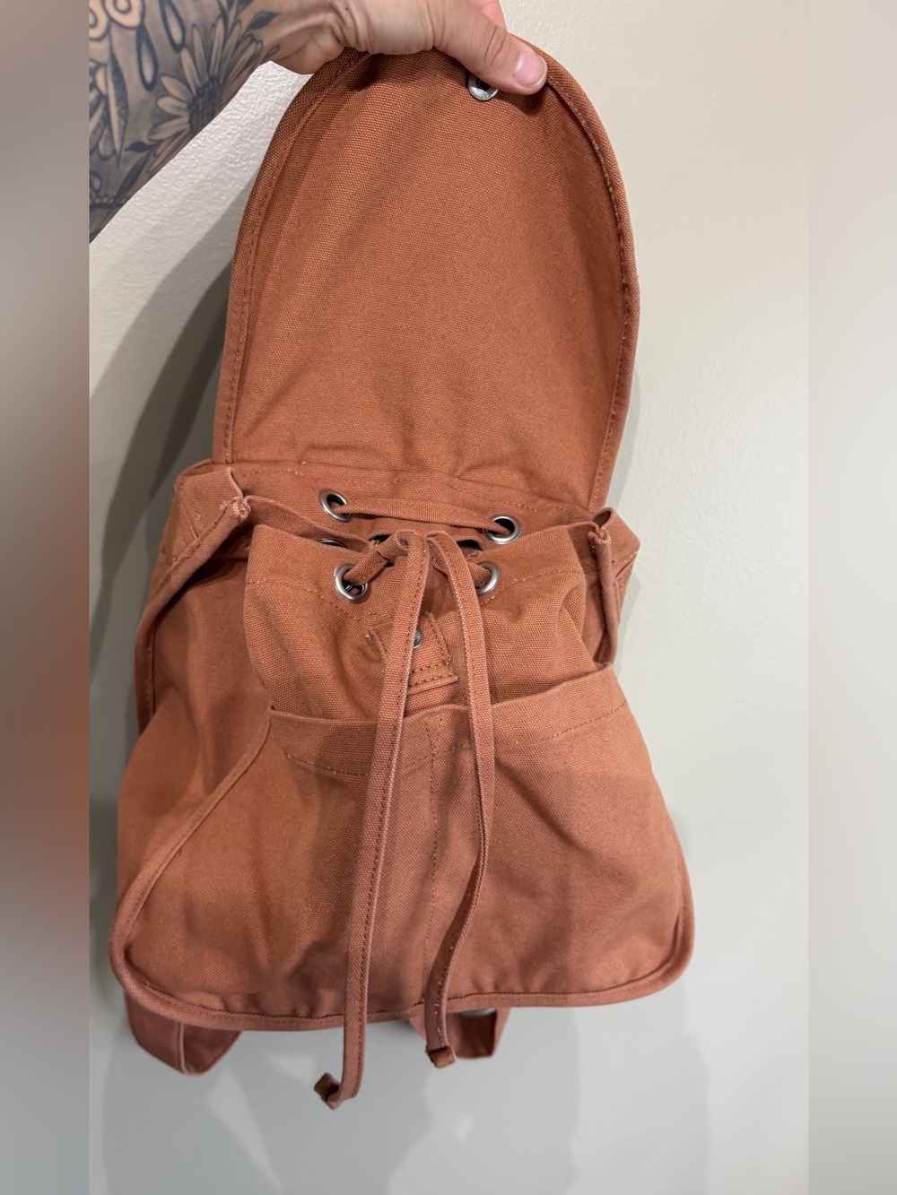 Baggu Drawstring Backpack - Picture 7 of 11